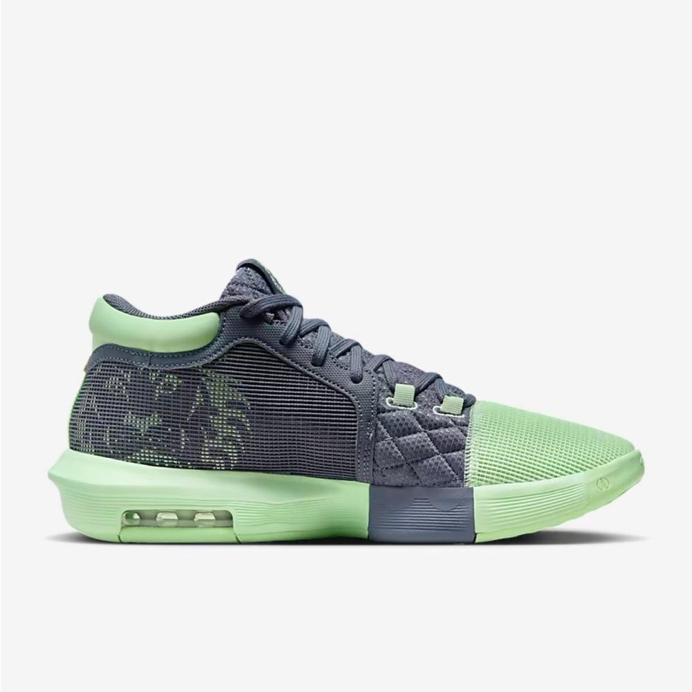 Nike LeBron Witness 8 Vapor Green